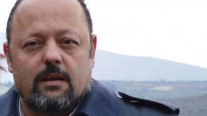 Αυτό είναι το κρησφύγετο του Αρτέμη Σώρρα – Είχε μεταμφιεστεί σε ιερέα – Το χρονικό της σύλληψής του (Εικόνες)